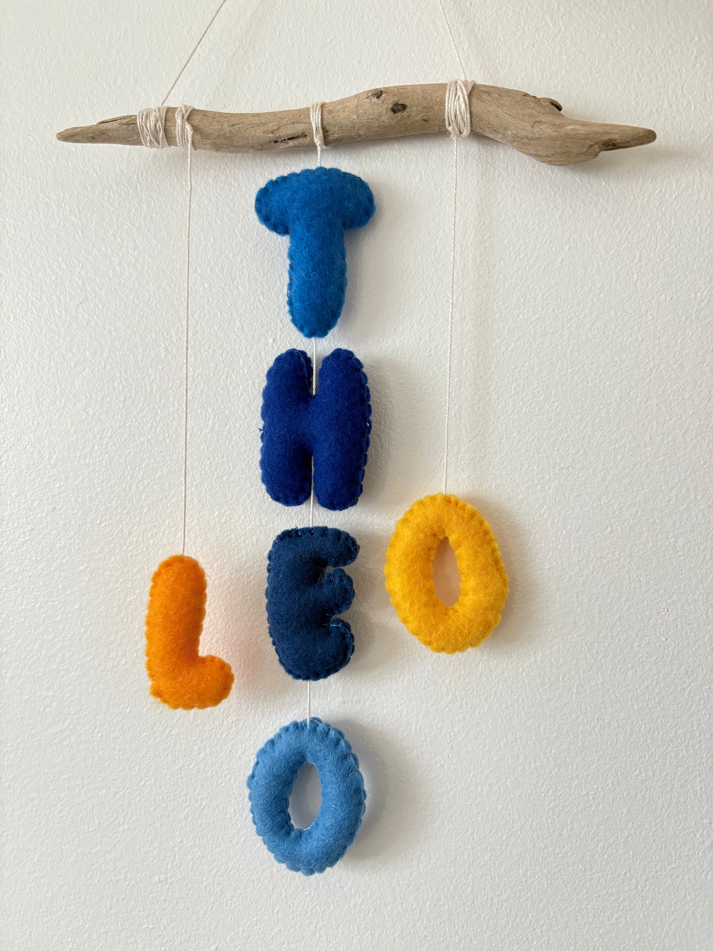 Mon prénom suspendu – Décoration murale personnalisée