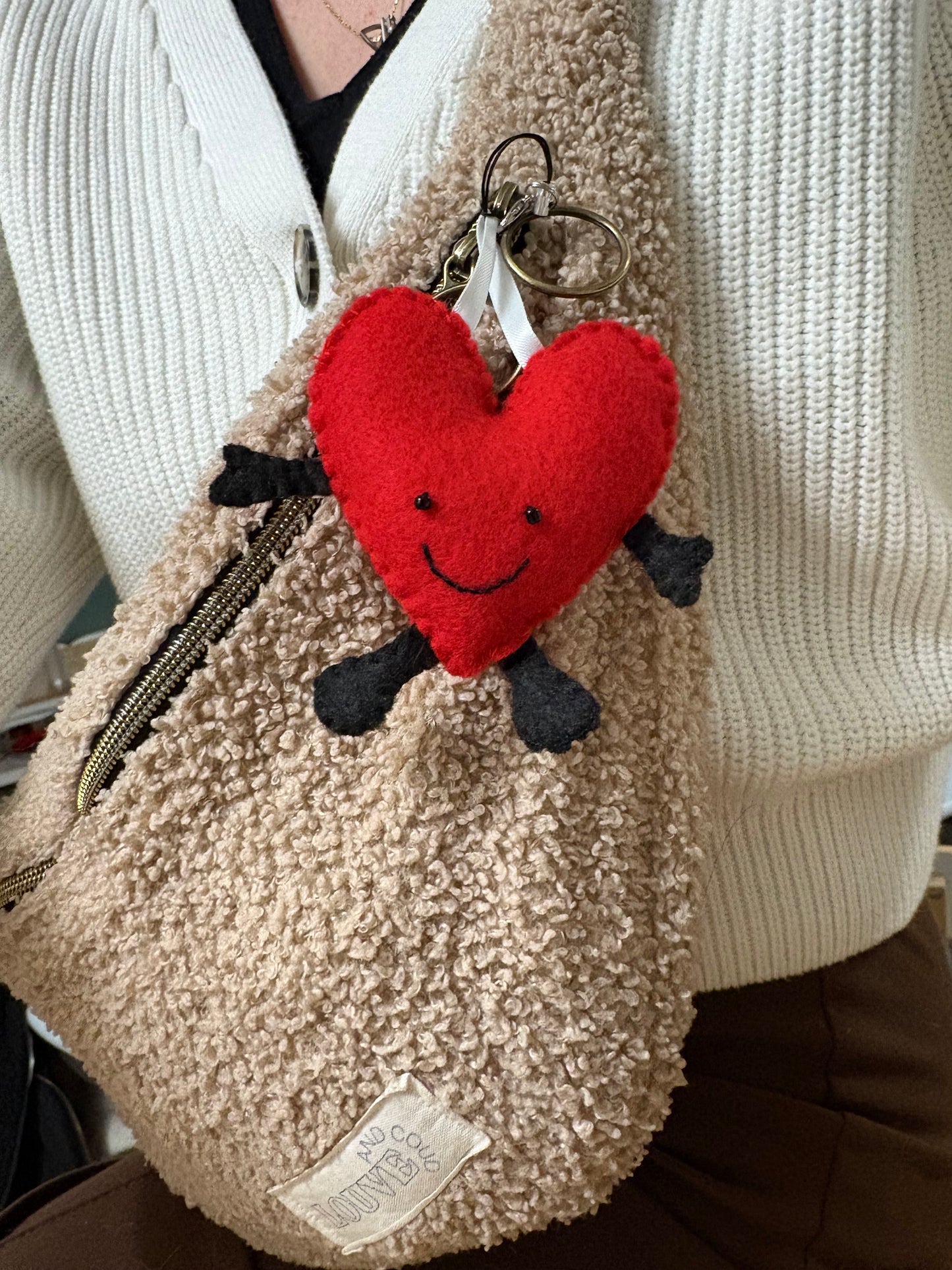 Kit couture porte-clés cœur – DIY feutrine